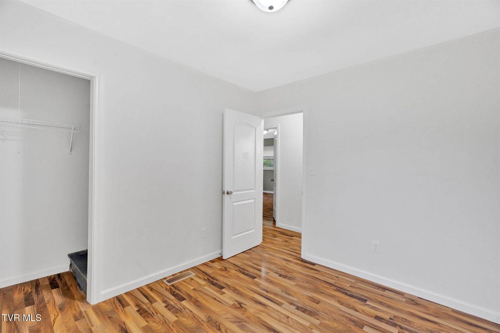 974 Big Hollow Road, Blountville, TN 37617