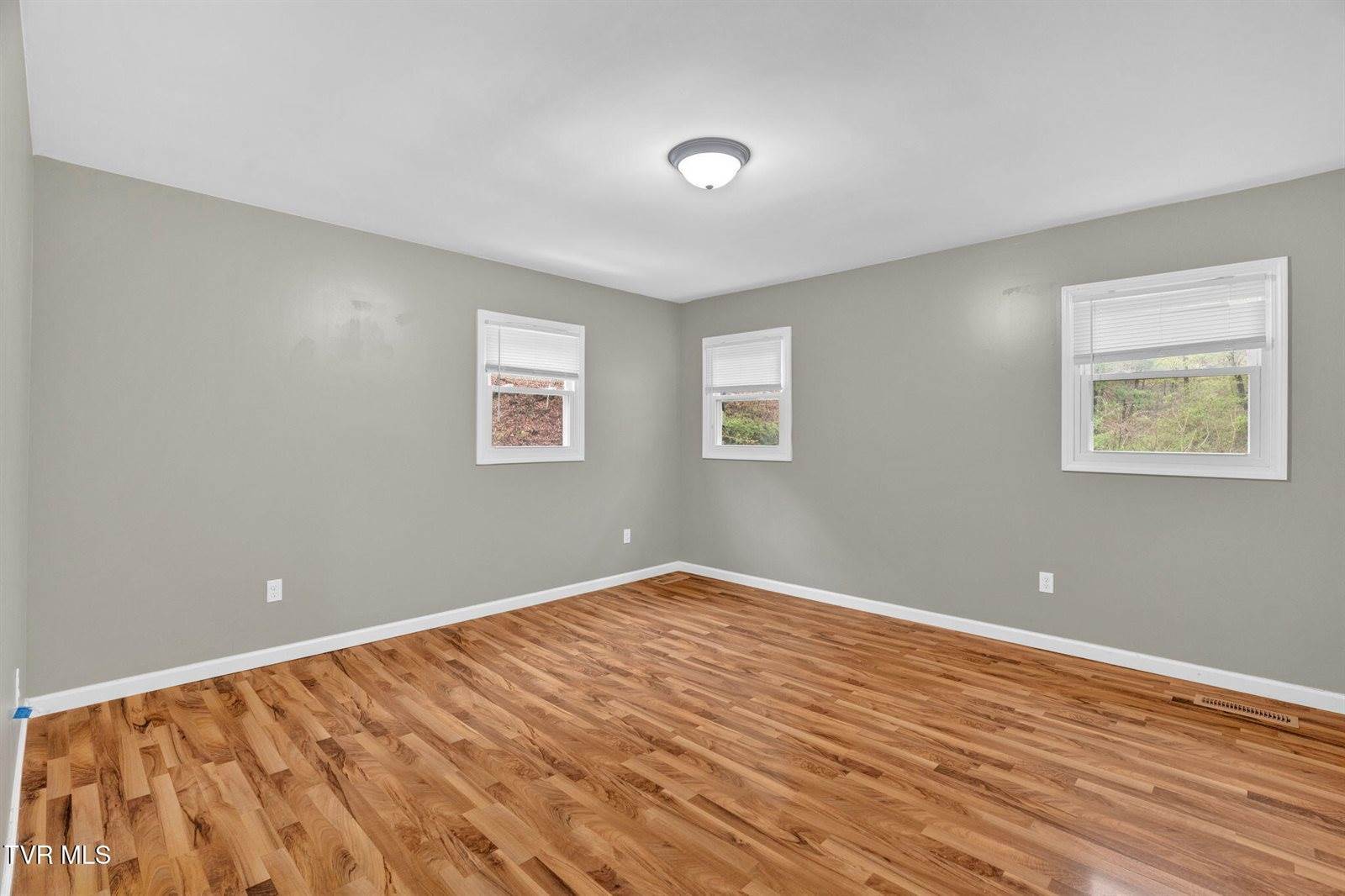 974 Big Hollow Road, Blountville, TN 37617