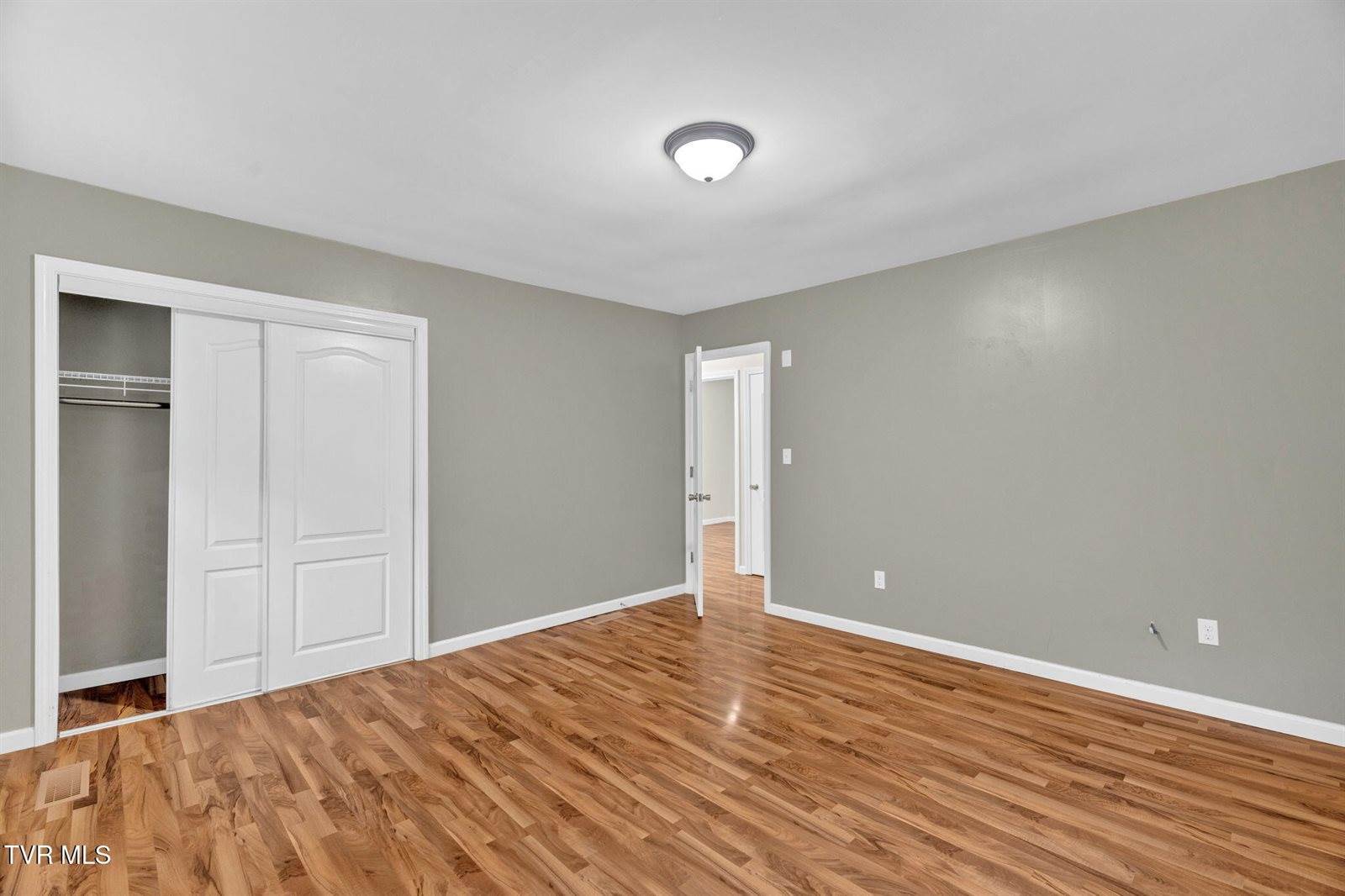 974 Big Hollow Road, Blountville, TN 37617