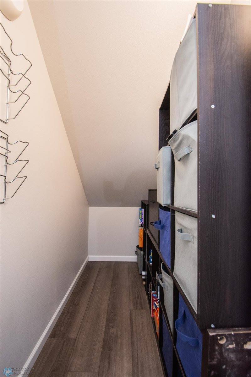 154 Pine Avenue, Mapleton, ND 58059