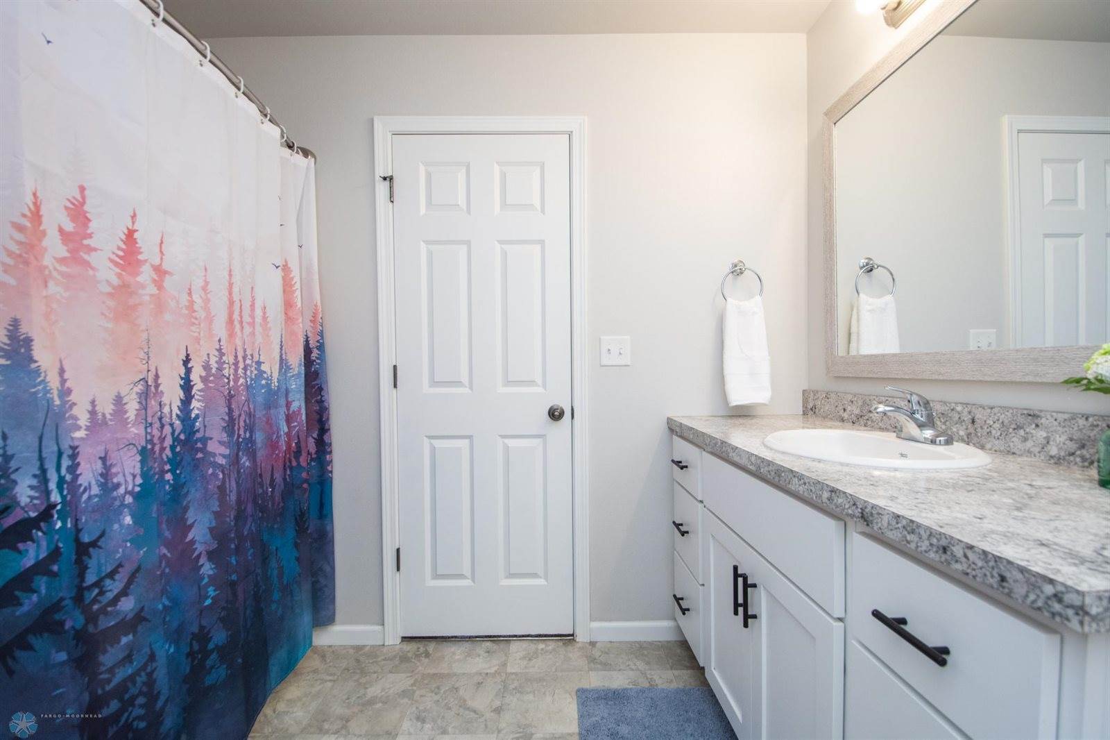 154 Pine Avenue, Mapleton, ND 58059