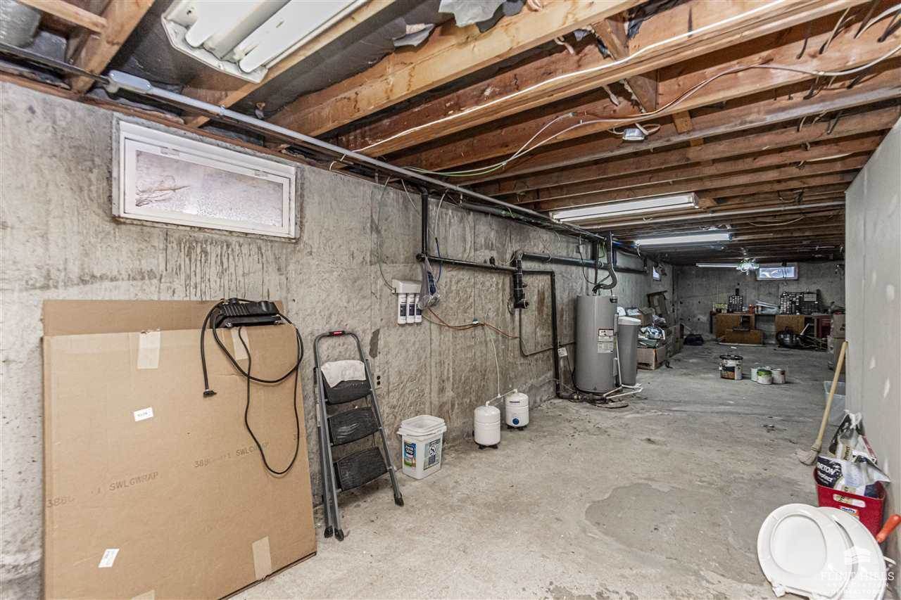 1990 2680 Lane, Chapman, KS 67431