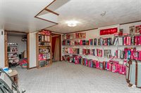 1990 2680 Lane, Chapman, KS 67431