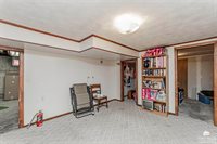 1990 2680 Lane, Chapman, KS 67431