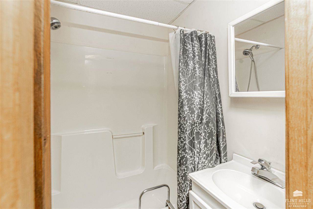 1212 North Washington Street, Junction City, KS 66441