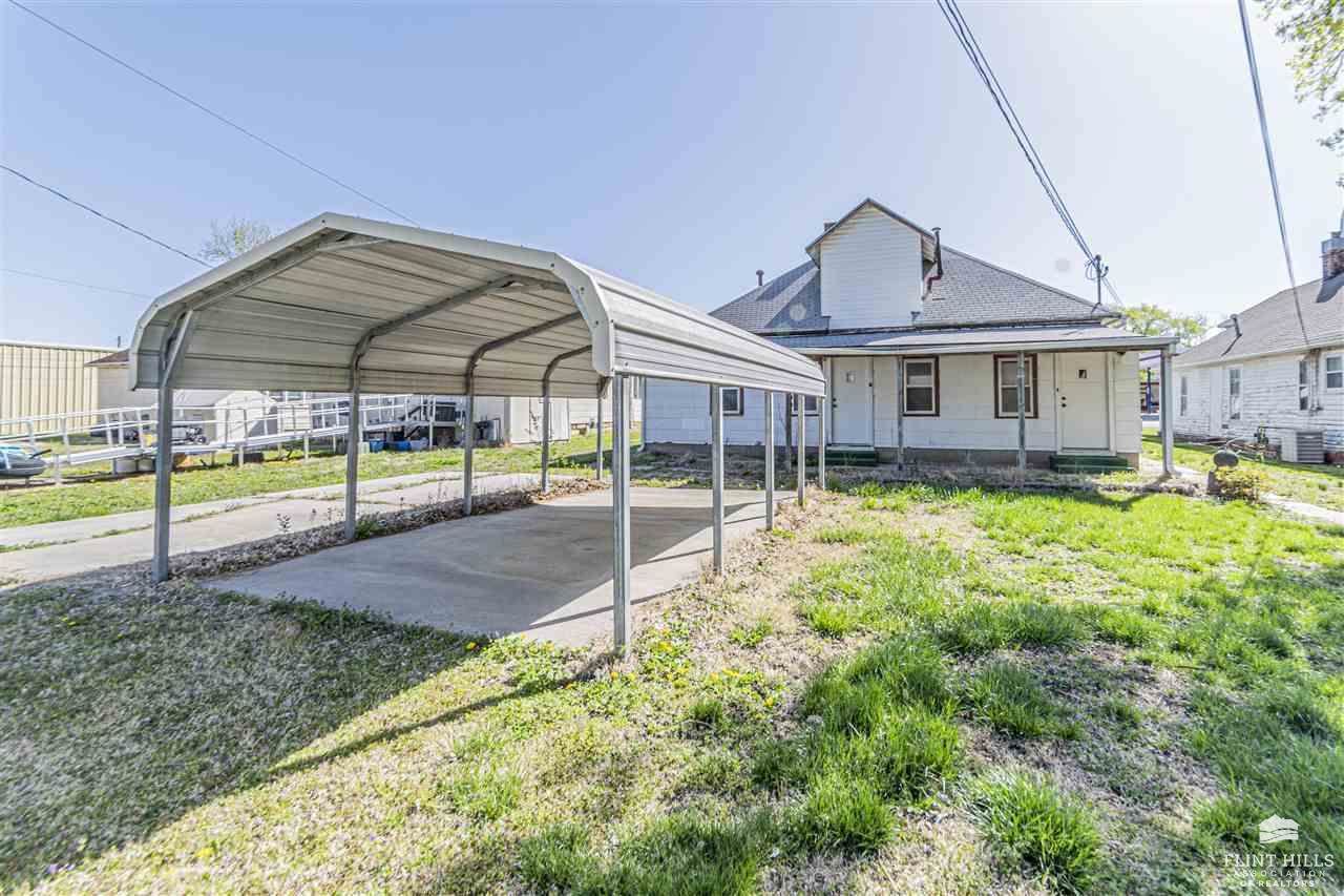 1212 North Washington Street, Junction City, KS 66441