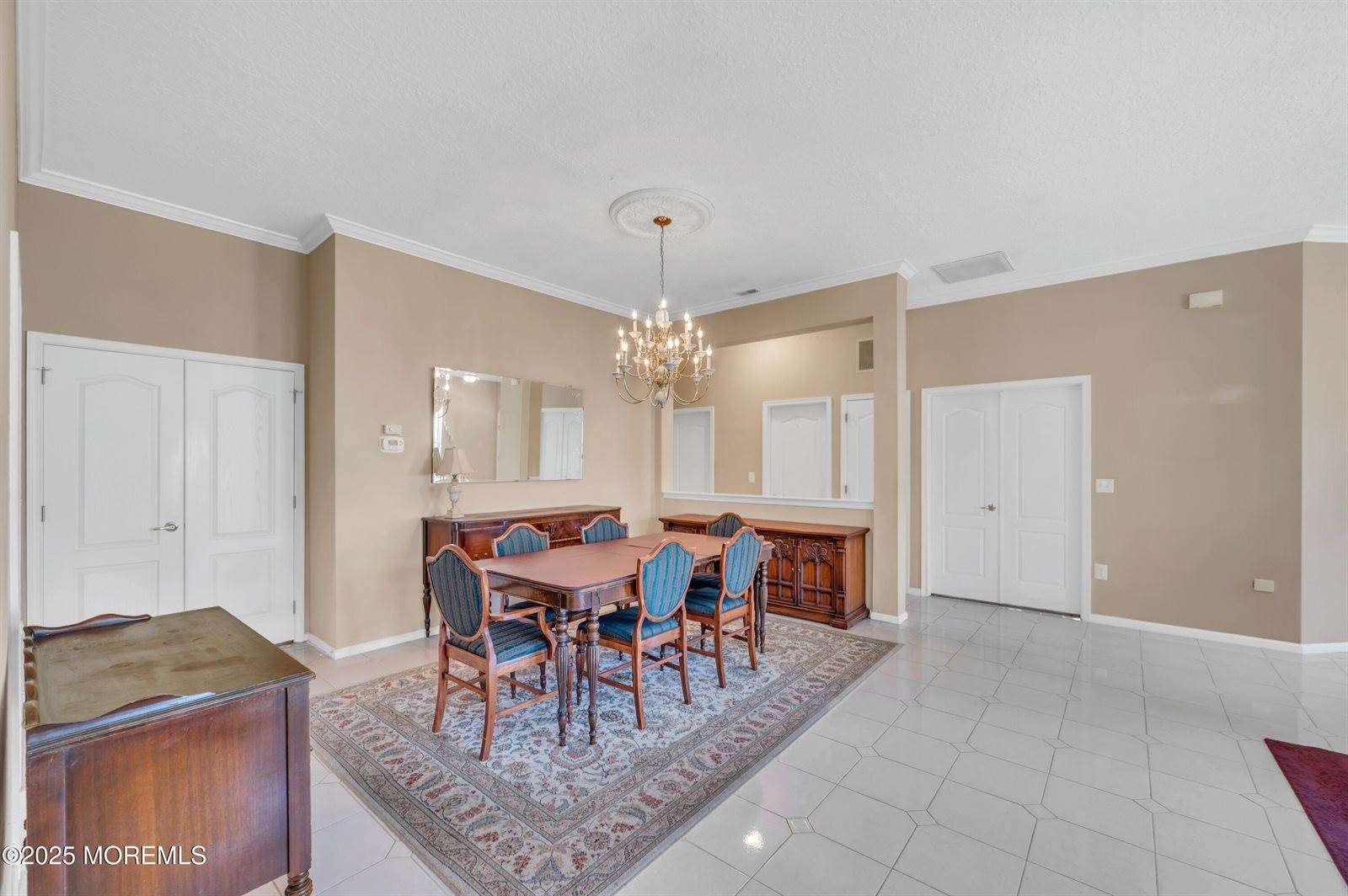 20 Brightwinds Court, Lakewood, NJ 08701