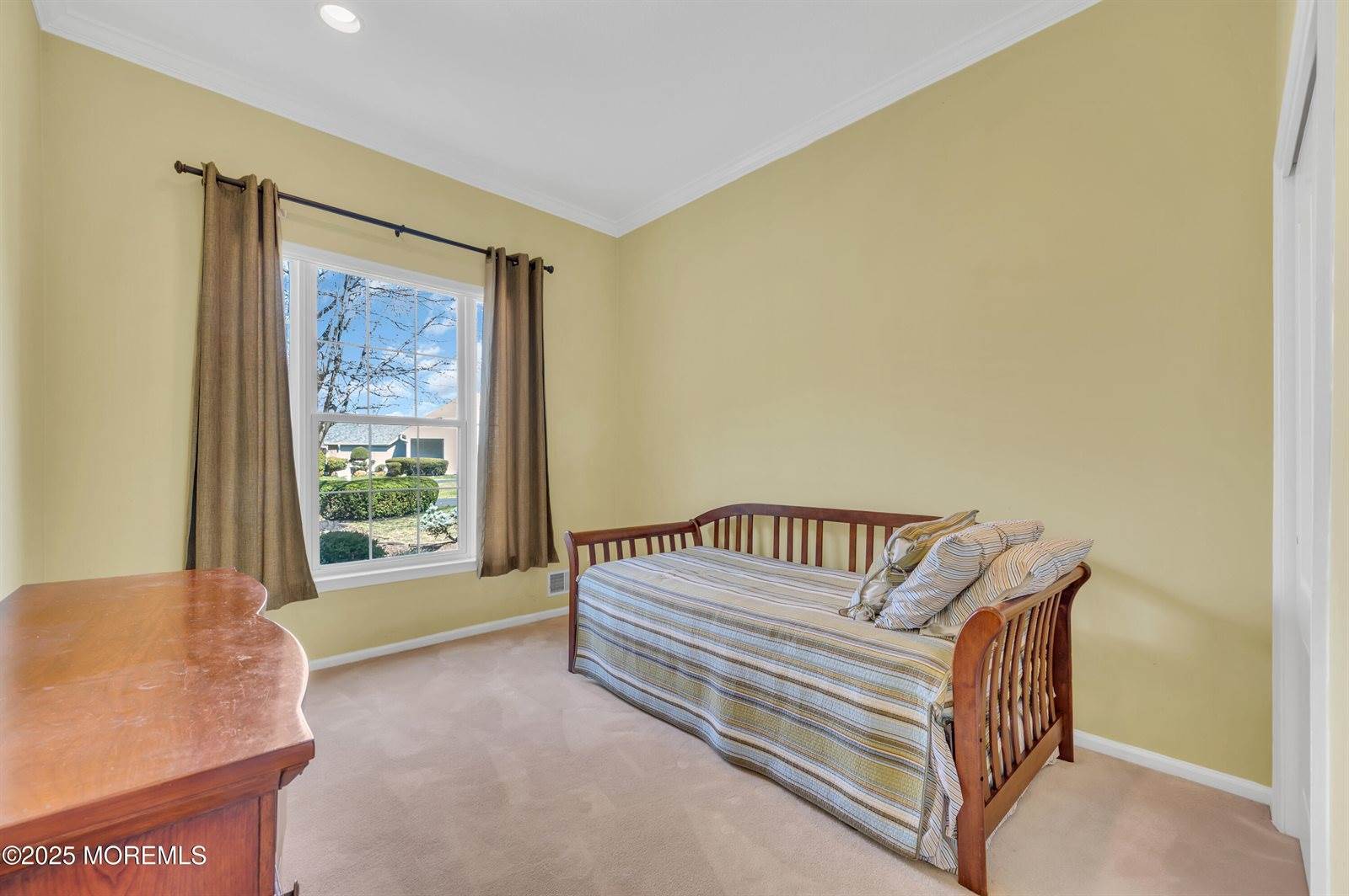 20 Brightwinds Court, Lakewood, NJ 08701