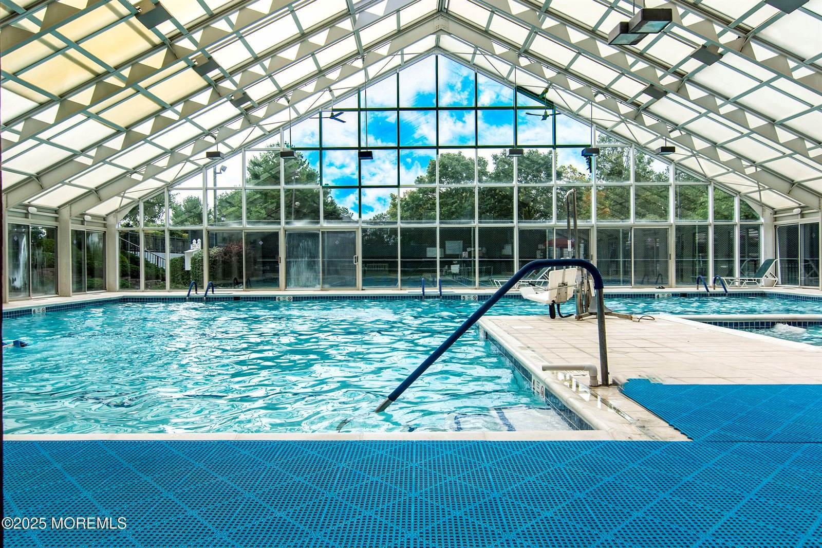 20 Brightwinds Court, Lakewood, NJ 08701