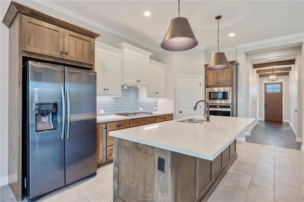 3420 Dovecote Way, Bryan, TX 77808