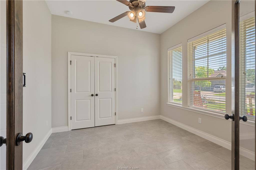 3420 Dovecote Way, Bryan, TX 77808