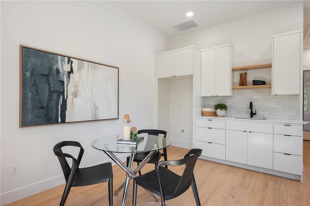 19363 Moonlit Hollow Loop, College Station, TX 77845