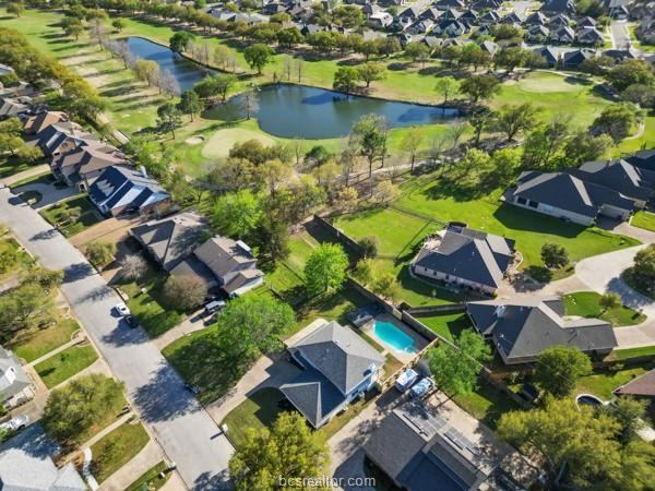 2302 West Briargate Drive, Bryan, TX 77802