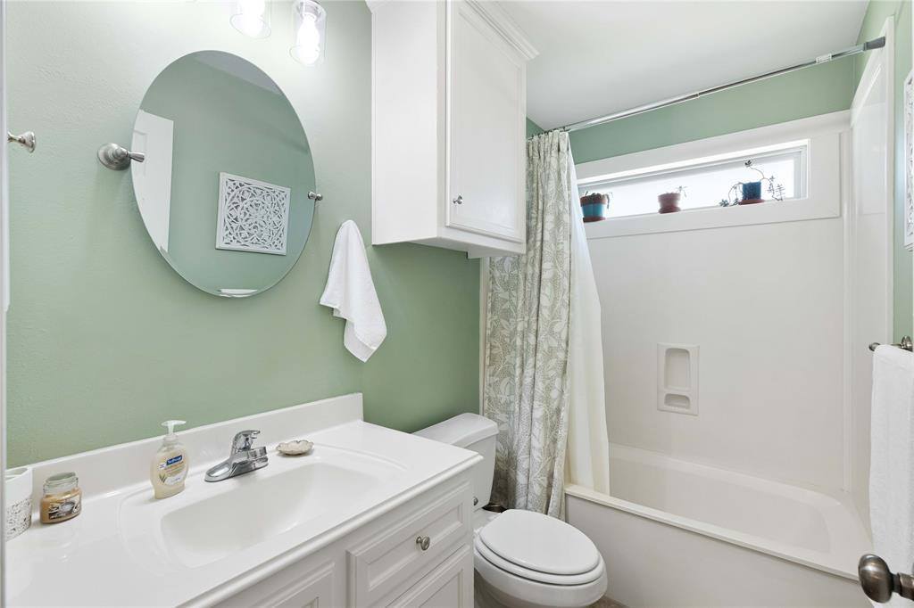 152 Walcourt Loop, College Station, TX 77845