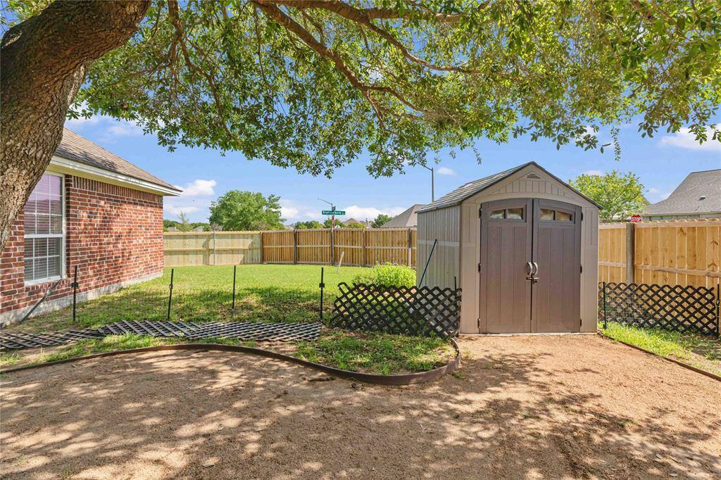 152 Walcourt Loop, College Station, TX 77845