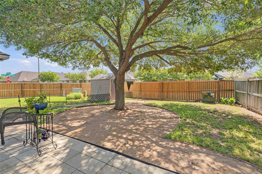 152 Walcourt Loop, College Station, TX 77845