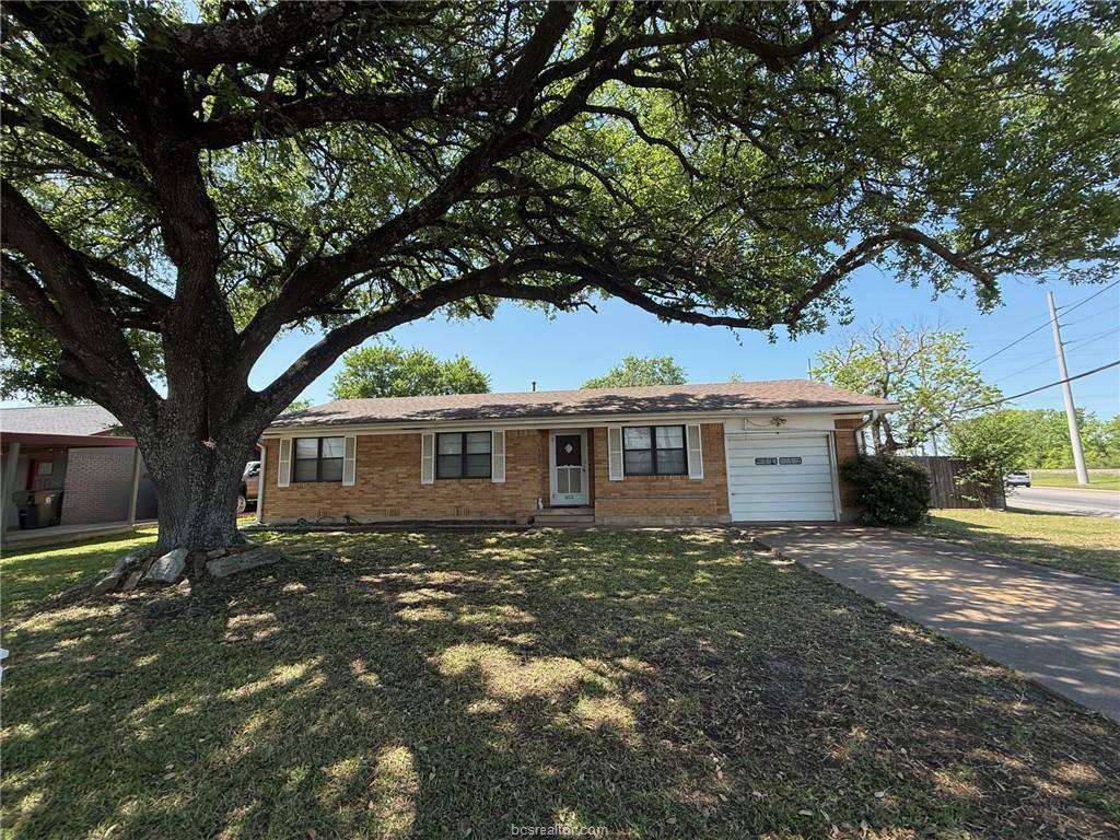 800 Union Street, Bryan, TX 77801