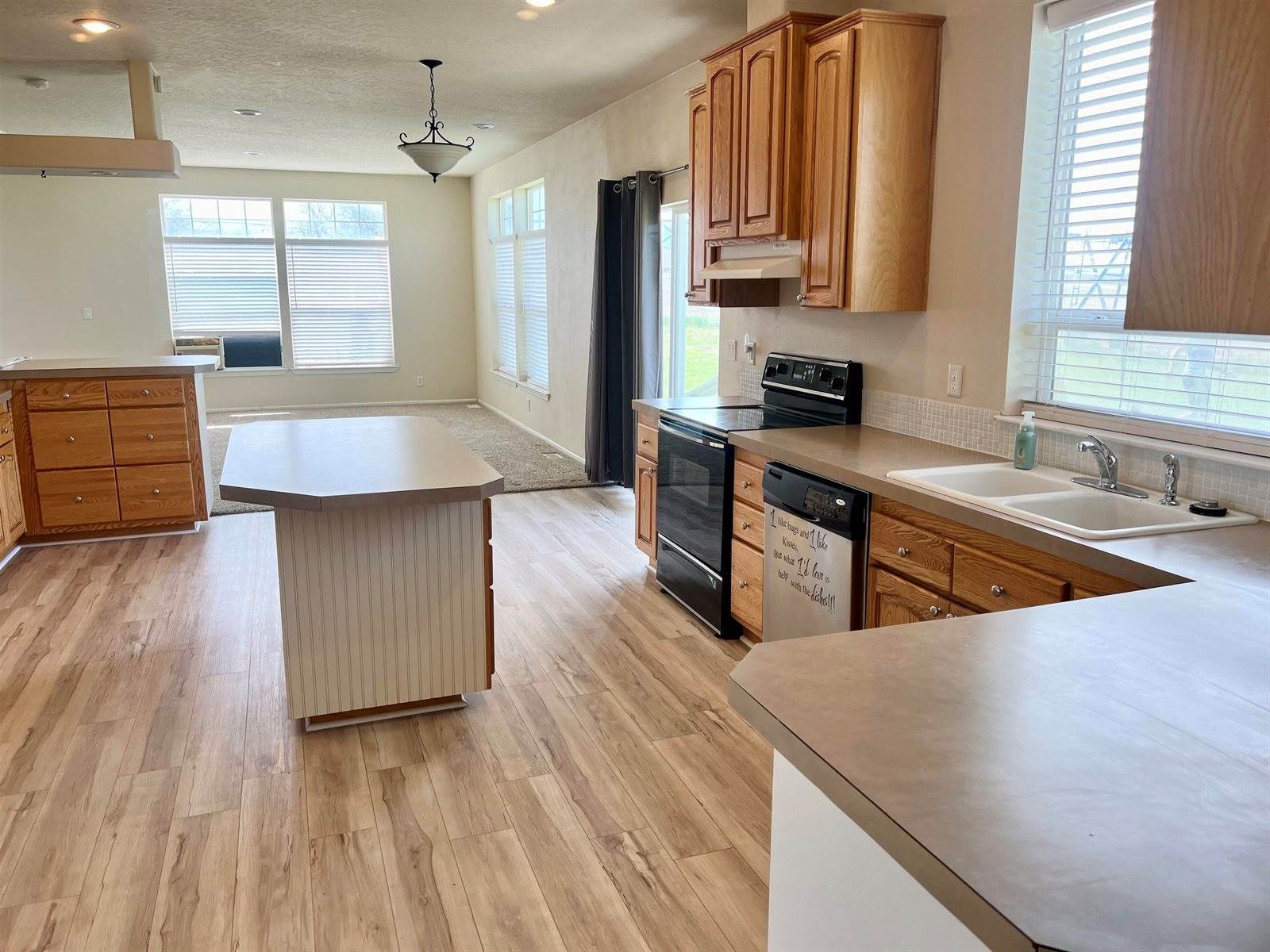 300 E Shoshone Street, Rockland, ID 83271