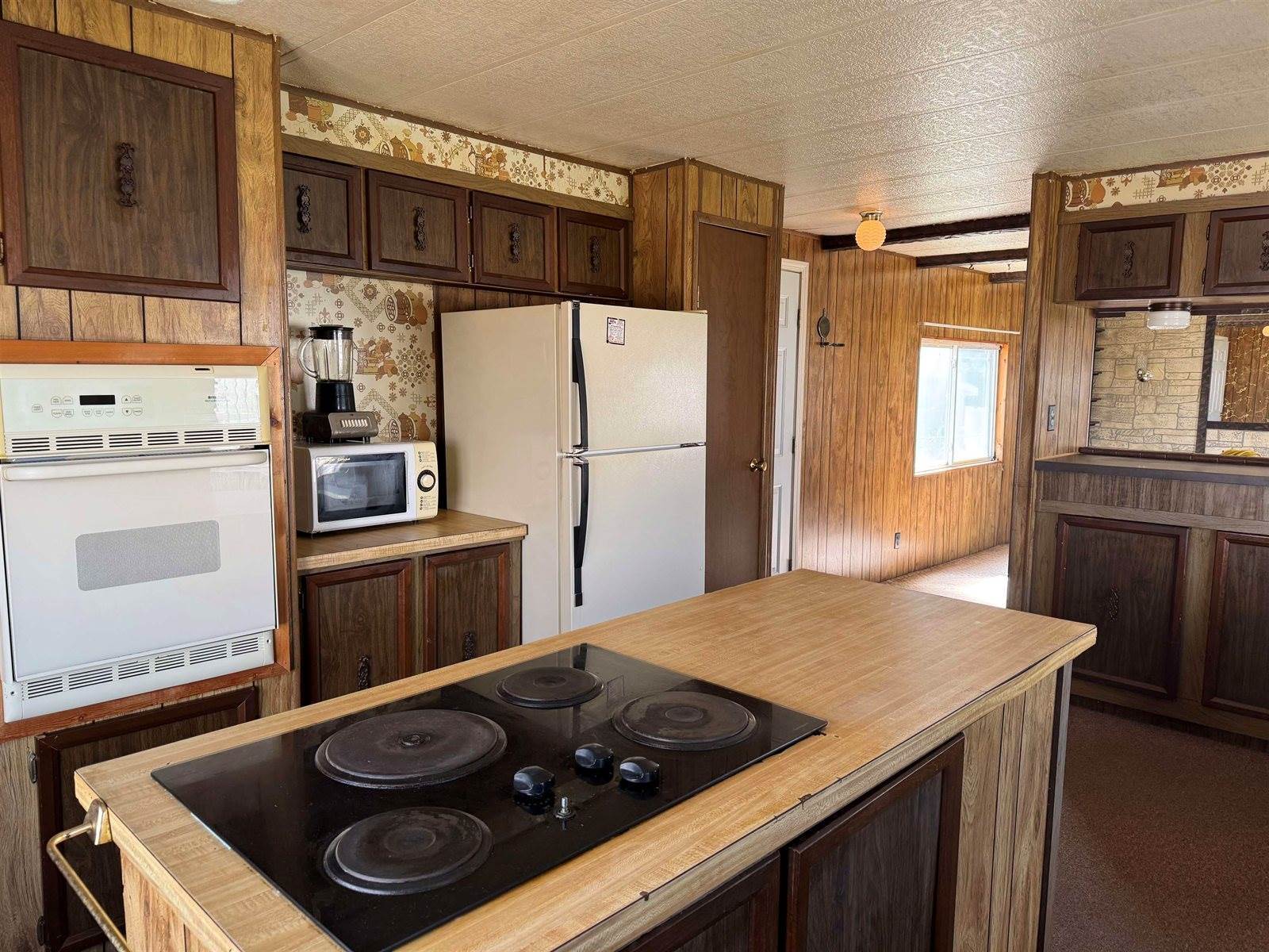 564 Johnson, American Falls, ID 83211