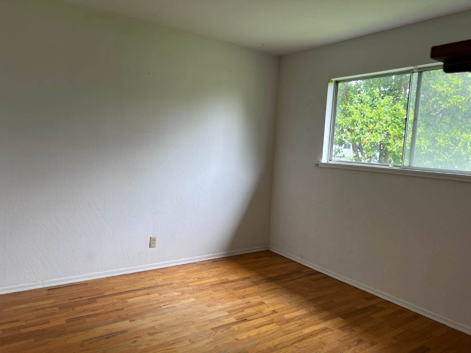 1725 Elmer Avenue, Yuba City, CA 95993