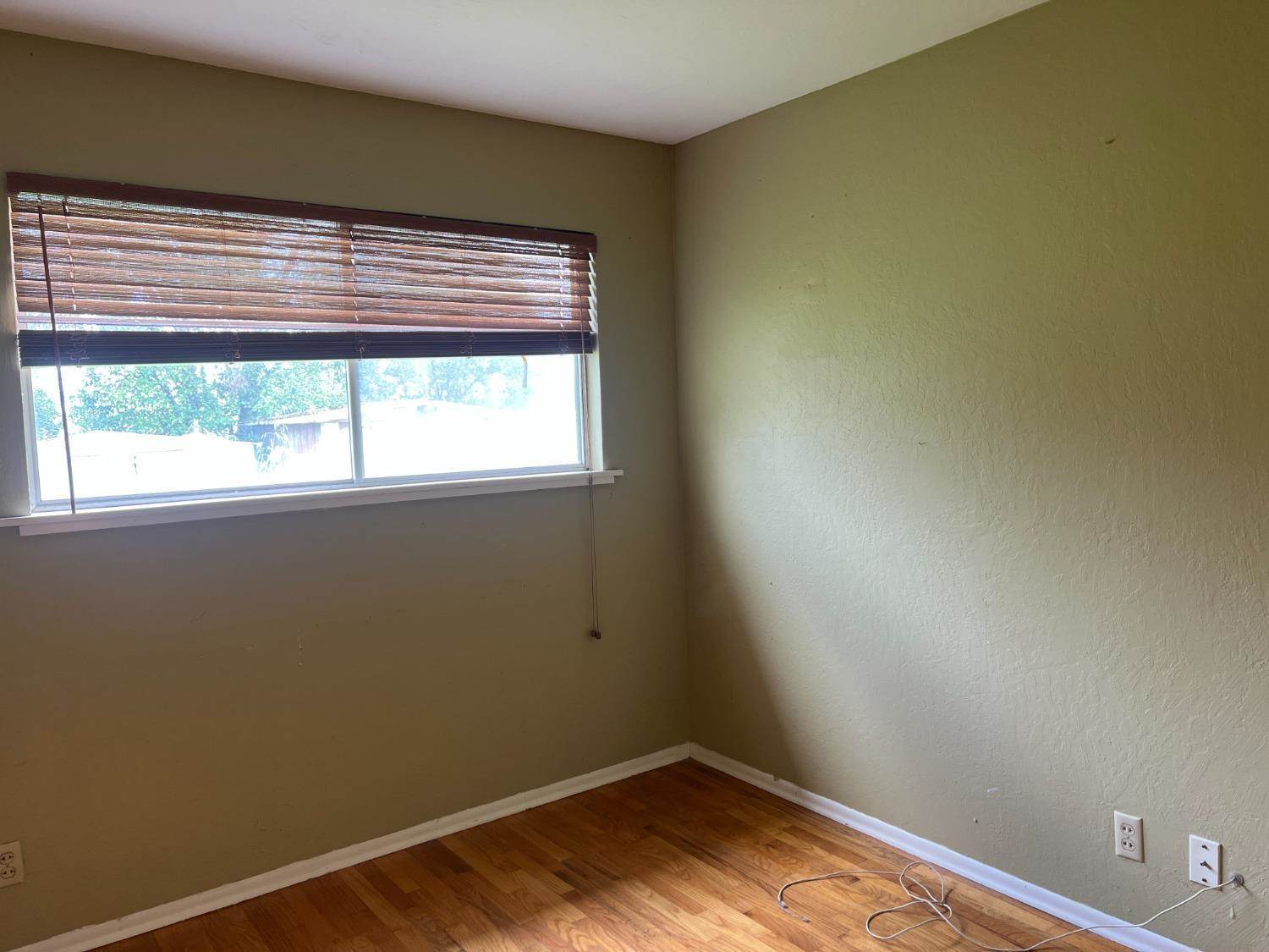 1725 Elmer Avenue, Yuba City, CA 95993