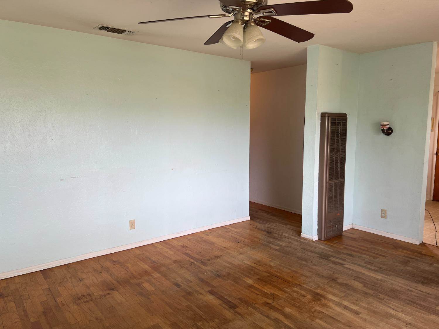 1725 Elmer Avenue, Yuba City, CA 95993