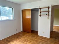 1725 Elmer Avenue, Yuba City, CA 95993