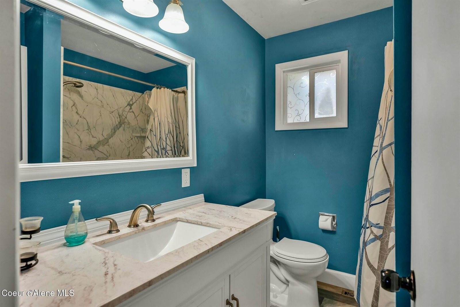 6959 Fresno Street, Bonners Ferry, ID 83805