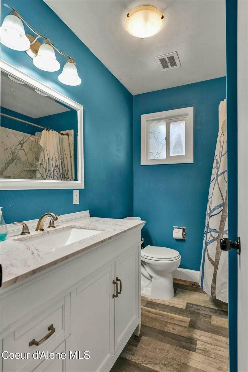 6959 Fresno Street, Bonners Ferry, ID 83805