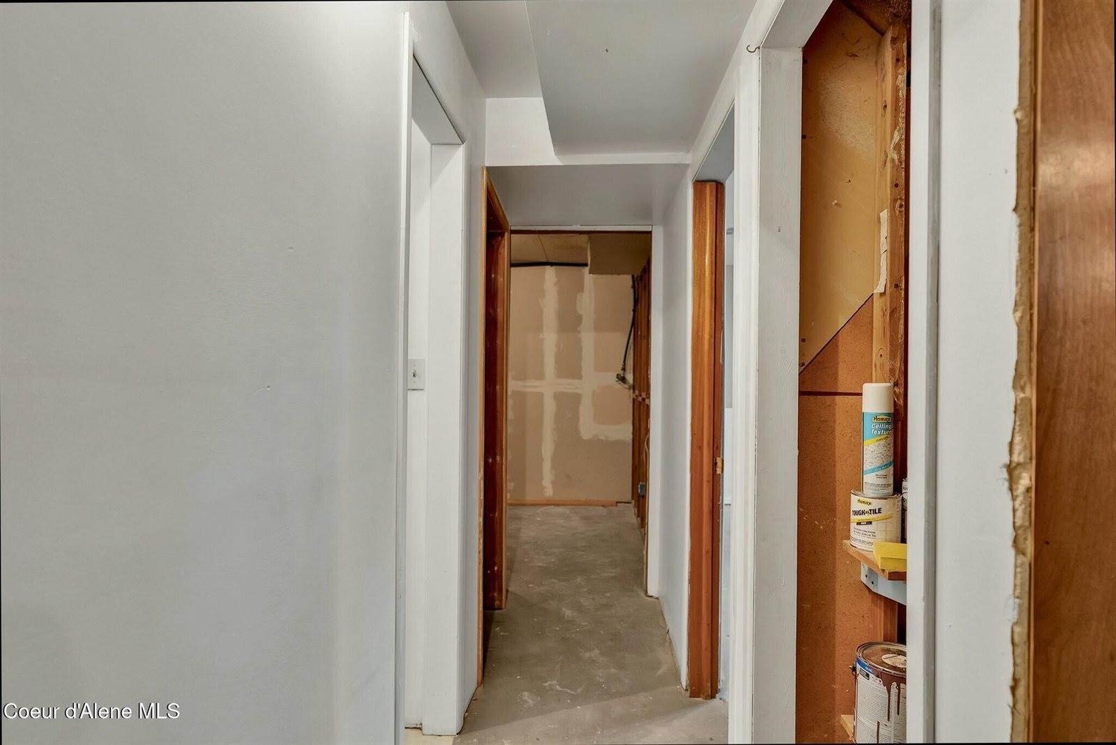 6959 Fresno Street, Bonners Ferry, ID 83805