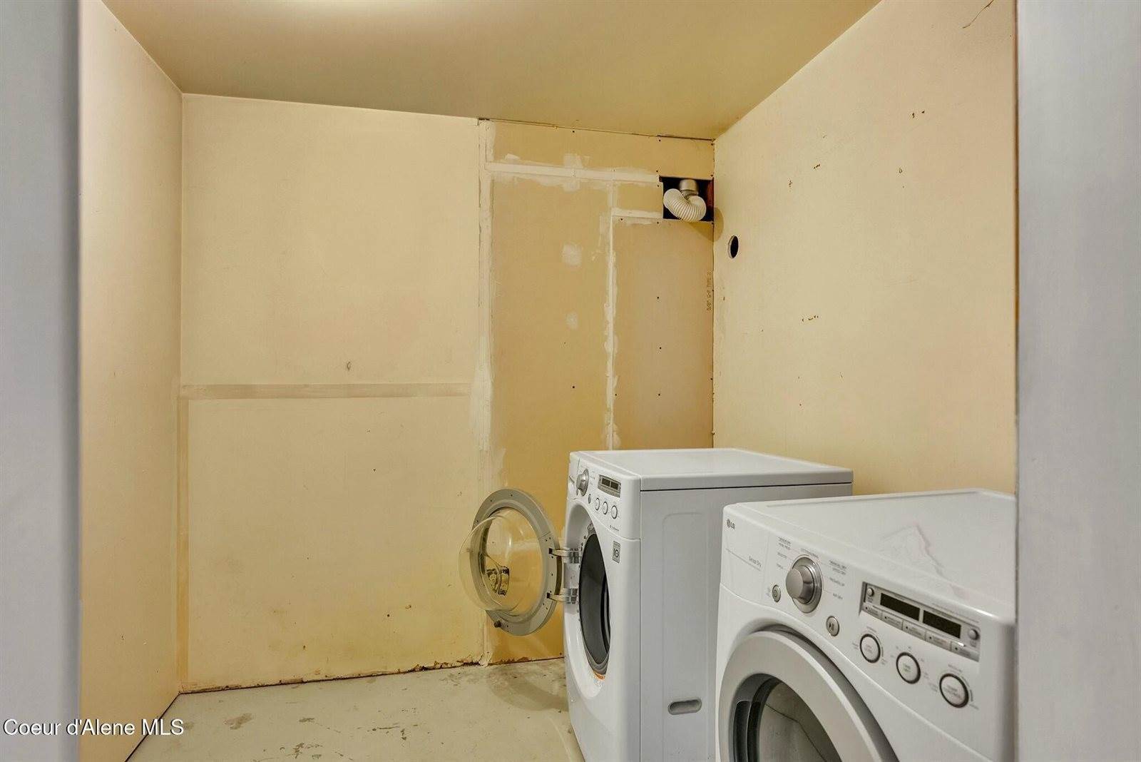 6959 Fresno Street, Bonners Ferry, ID 83805