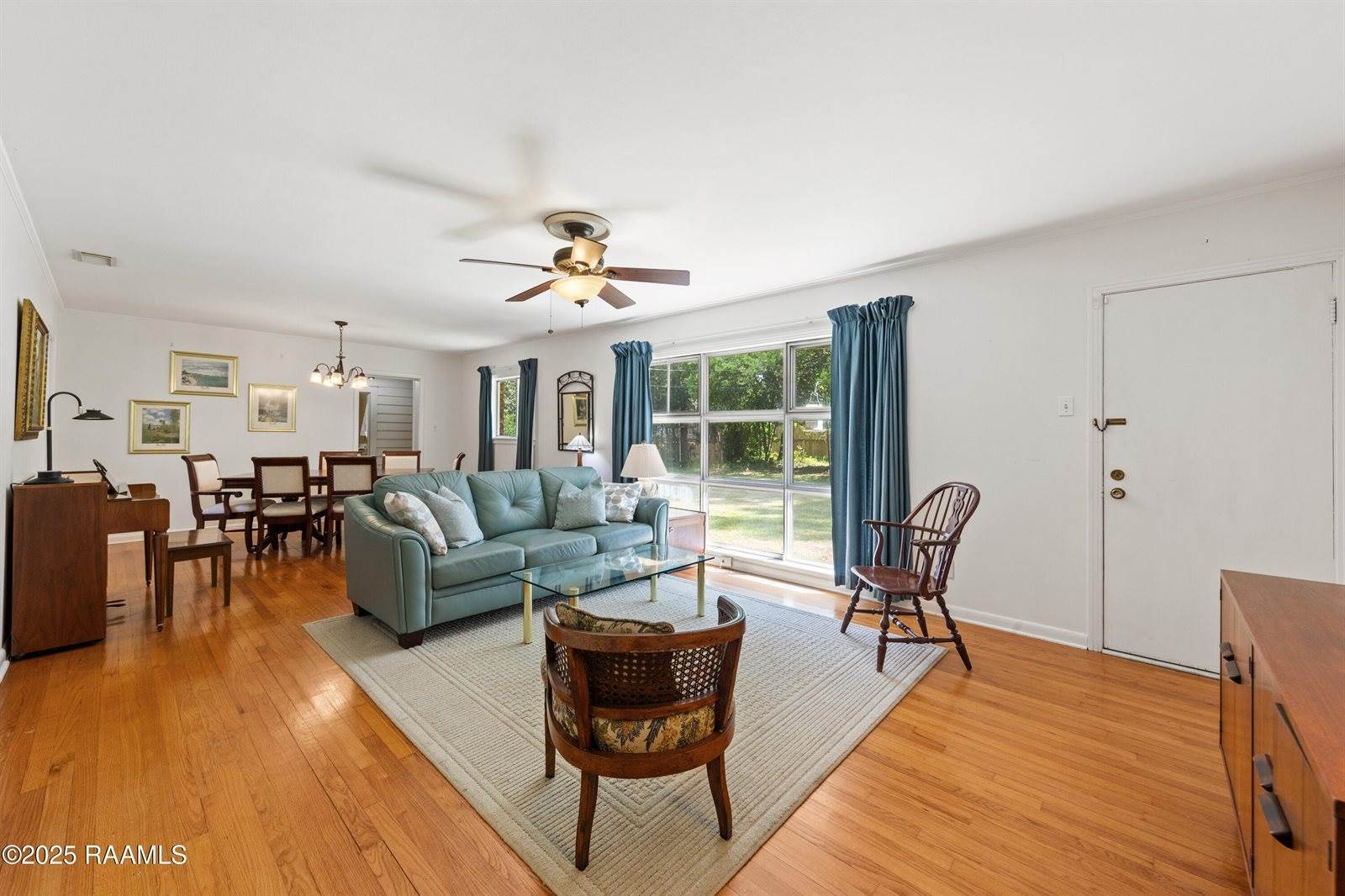 300 West Saint Louis Street, Lafayette, LA 70506