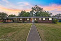 300 West Saint Louis Street, Lafayette, LA 70506