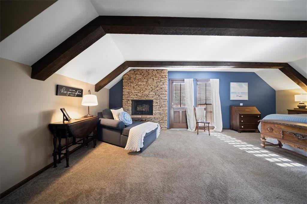 9700 West 106th Street, Overland Park, KS 66212