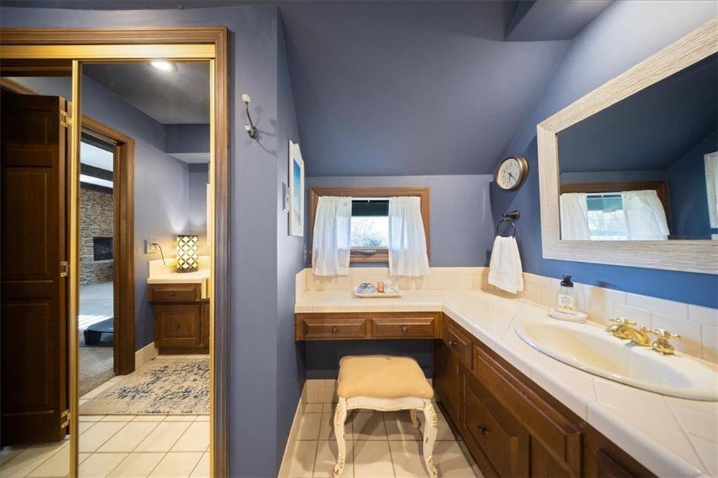 9700 West 106th Street, Overland Park, KS 66212