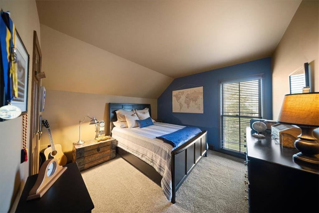 9700 West 106th Street, Overland Park, KS 66212