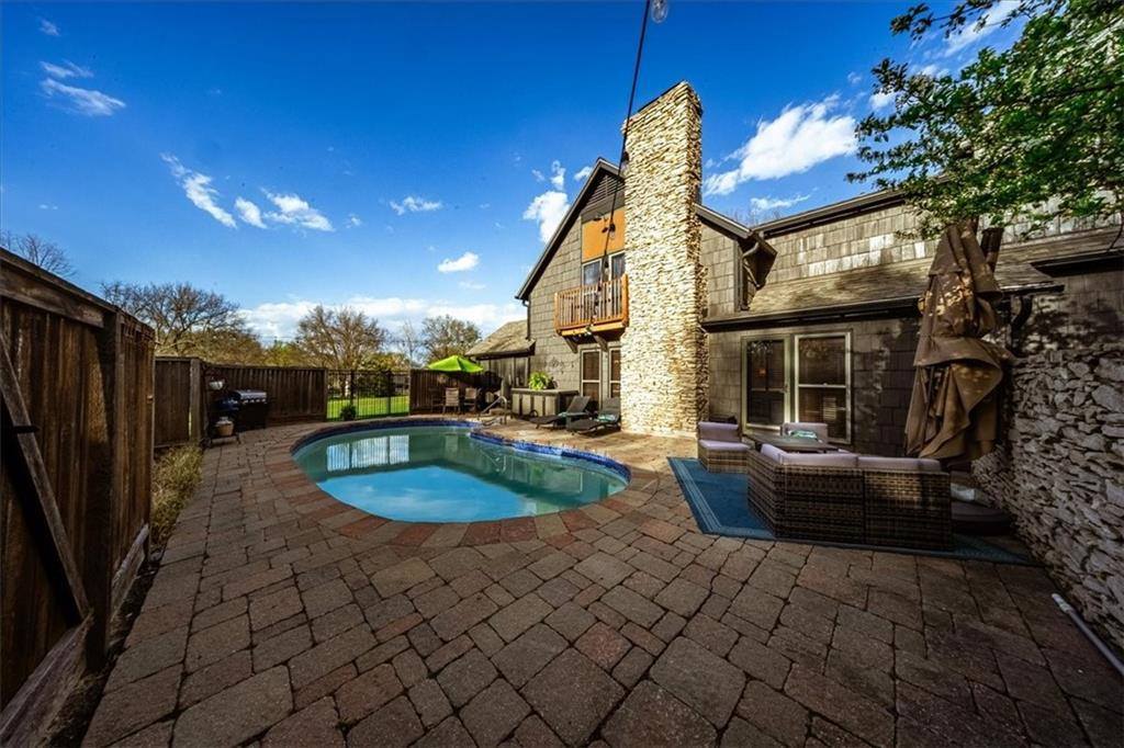 9700 West 106th Street, Overland Park, KS 66212