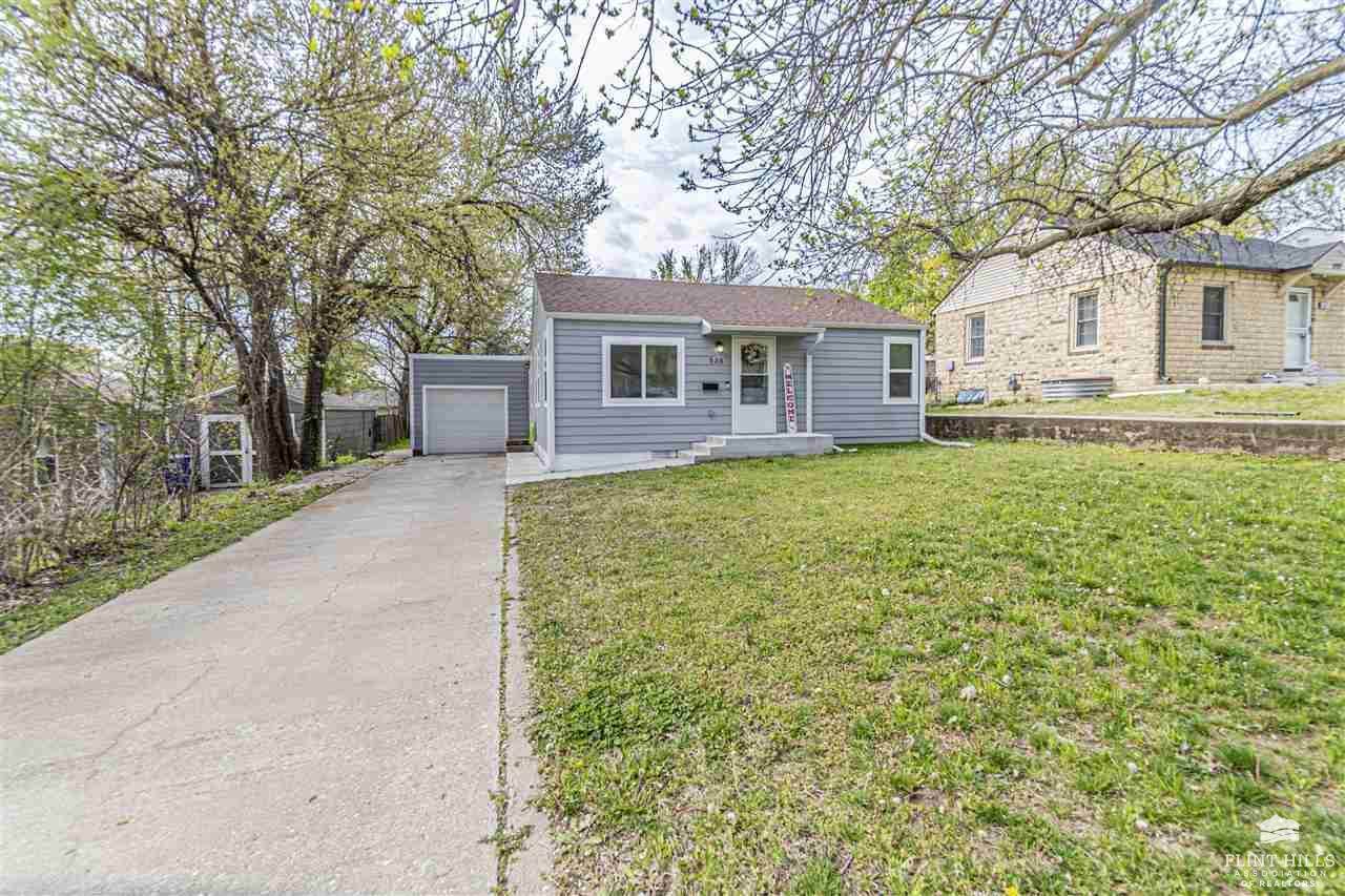 535 West Ash Street, Junction City, KS 66441