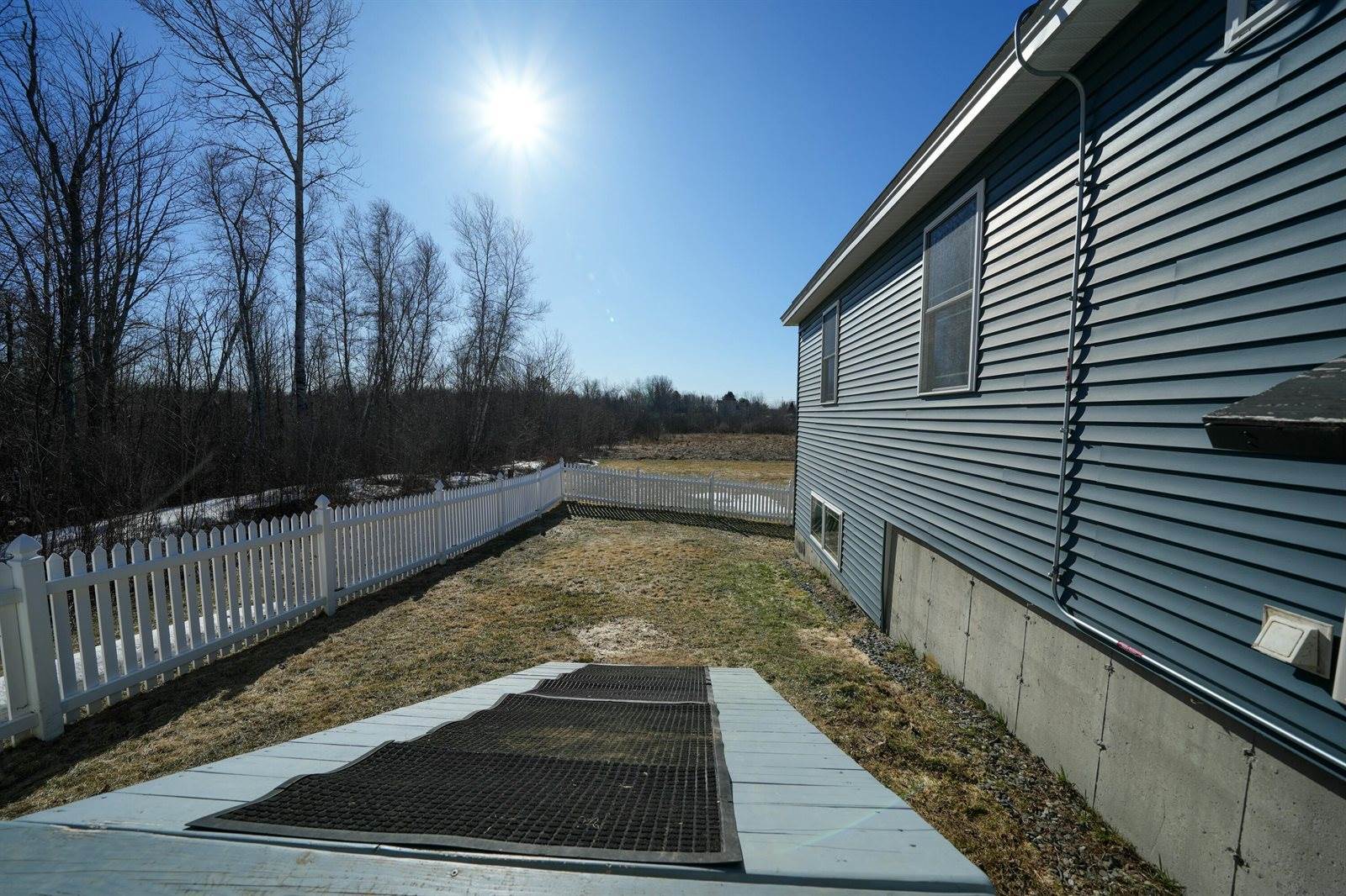 17 Farm Pond Road, Corinth, ME 04427