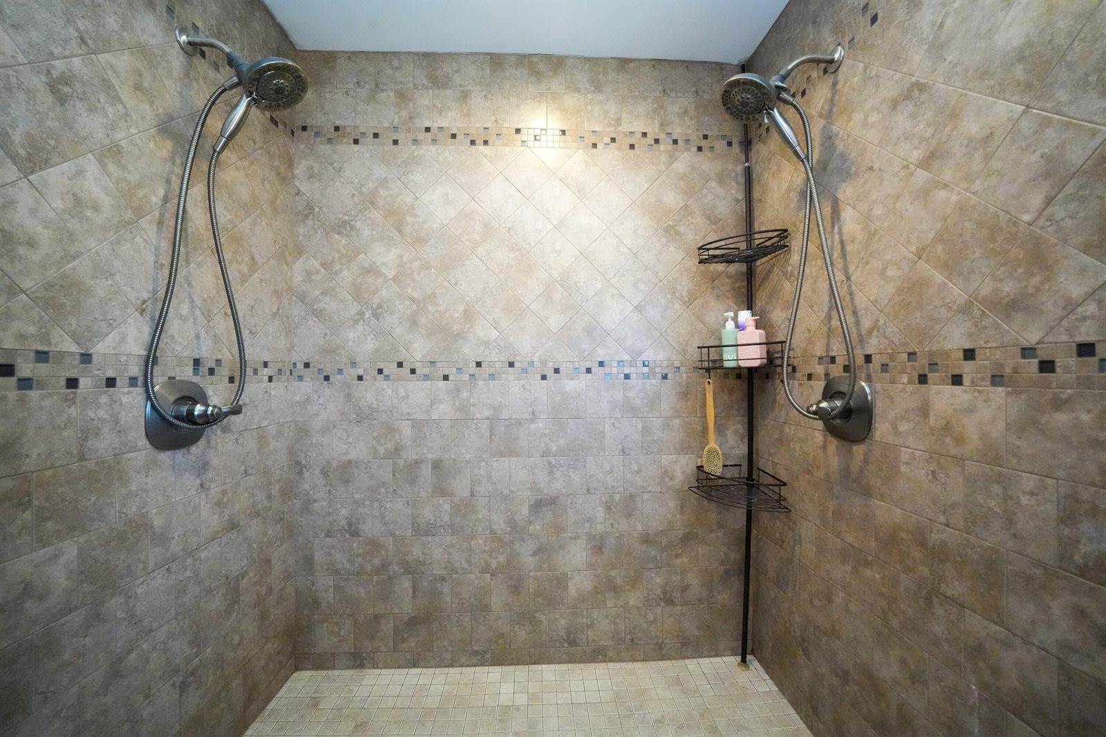 17 Farm Pond Road, Corinth, ME 04427