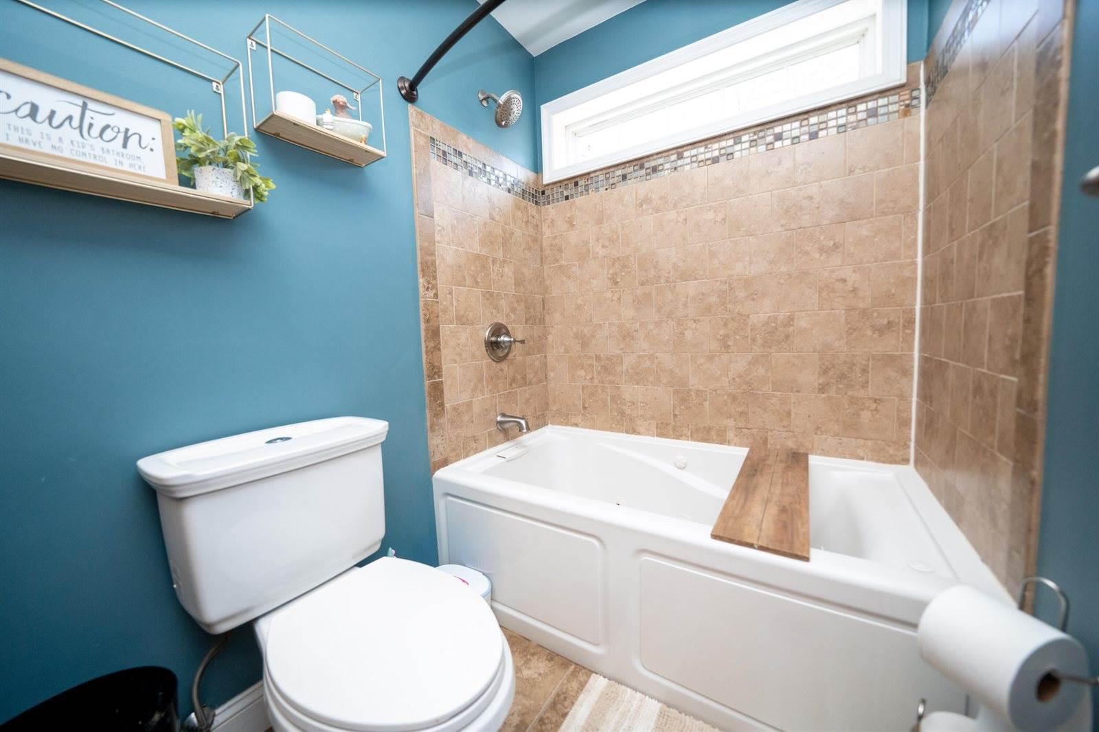 17 Farm Pond Road, Corinth, ME 04427