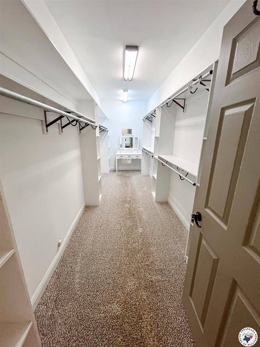 19 Hidden Valley Rd, Texarkana, TX 75501