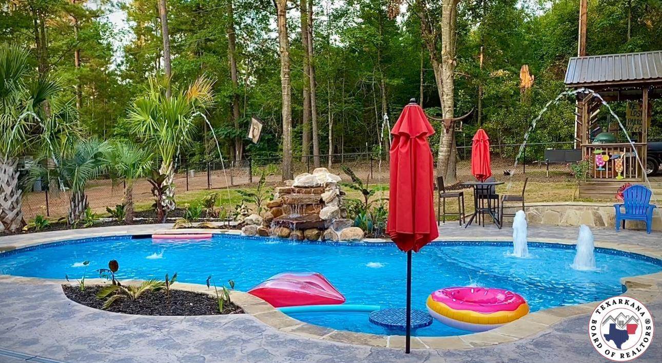 19 Hidden Valley Rd, Texarkana, TX 75501