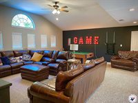 19 Hidden Valley Rd, Texarkana, TX 75501