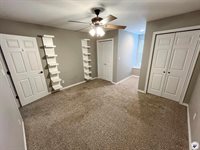 19 Hidden Valley Rd, Texarkana, TX 75501