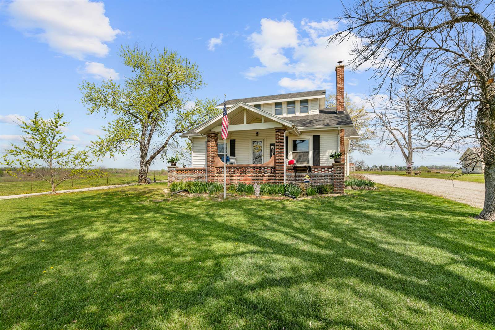 9006 E State Route W, Drexel, MO 64742