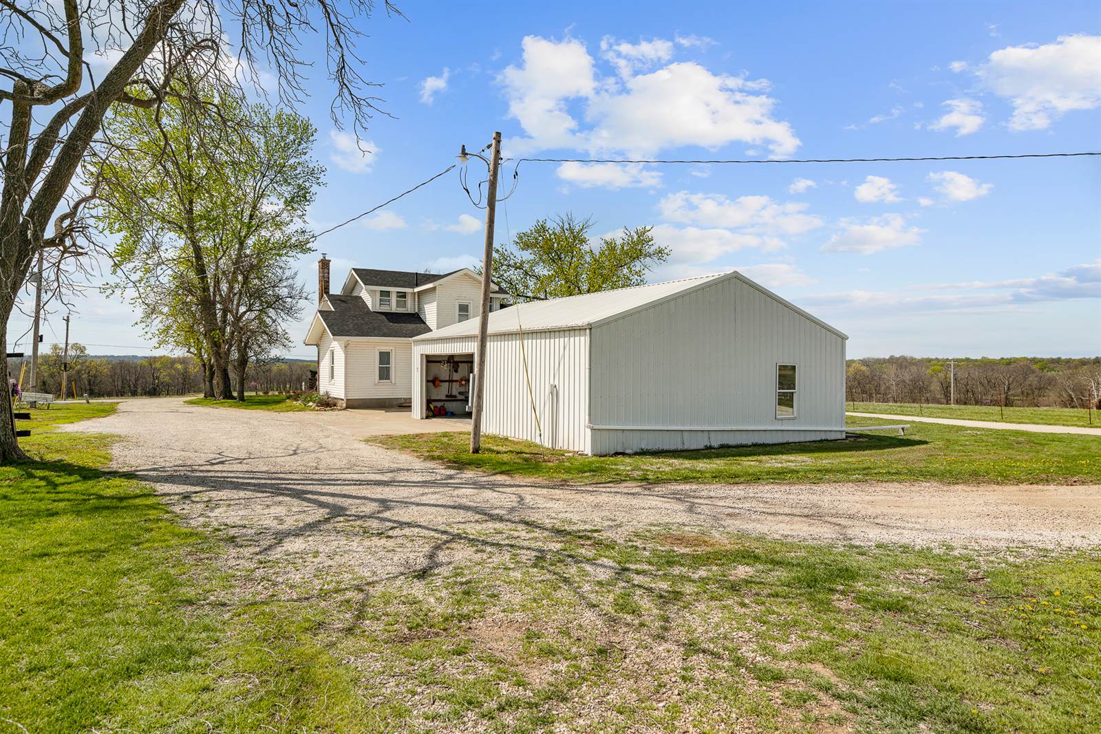 9006 E State Route W, Drexel, MO 64742