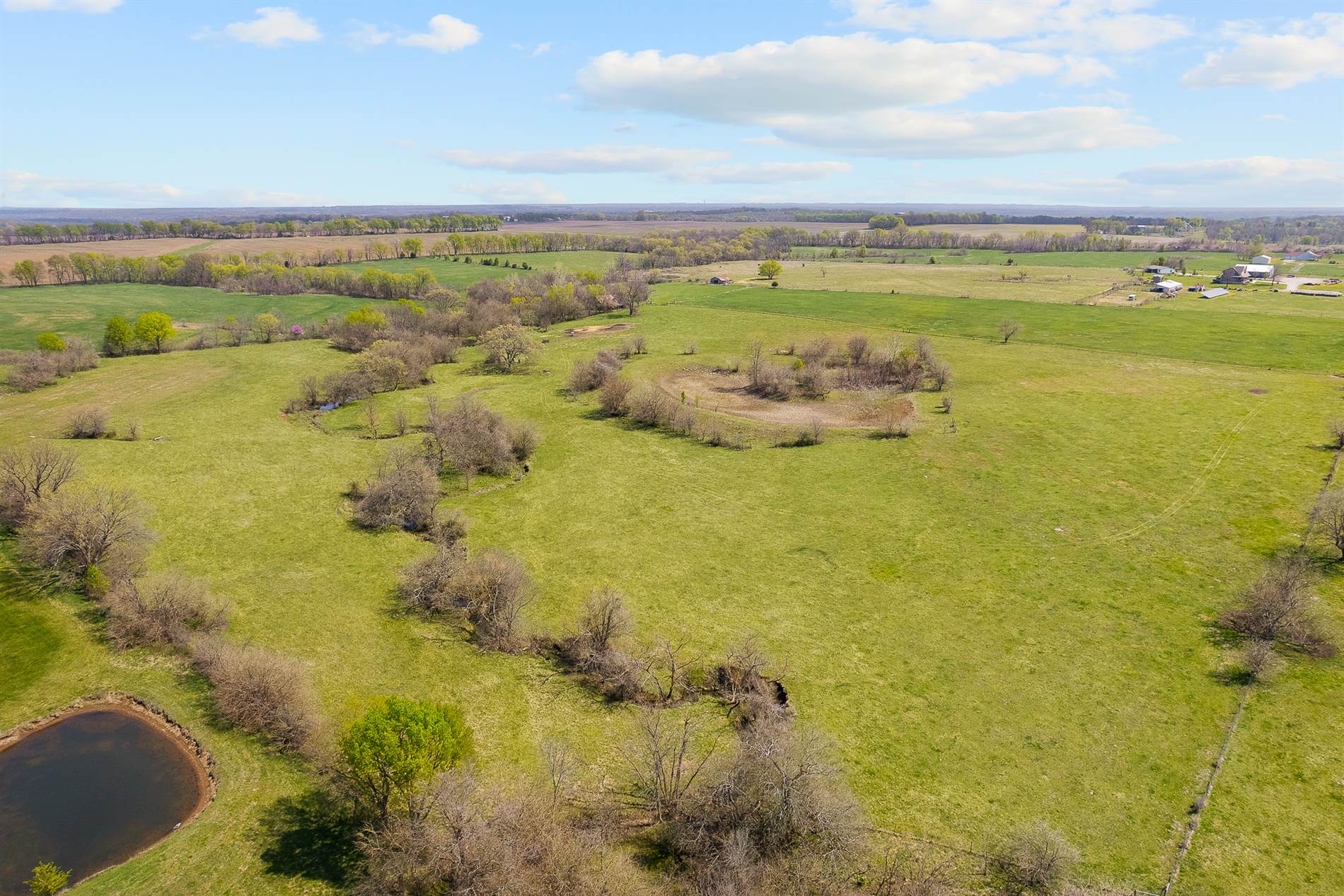 9006 E State Route W, Drexel, MO 64742