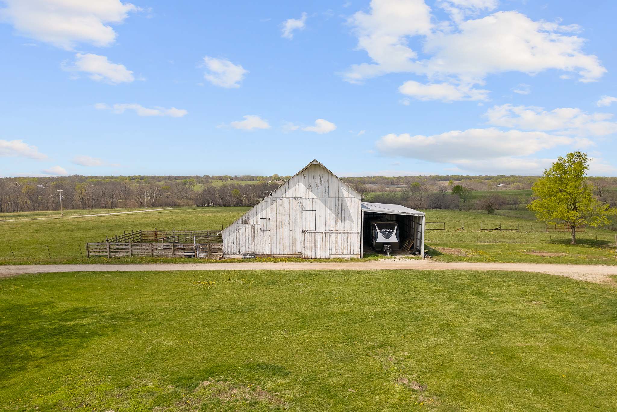 9006 E State Route W, Drexel, MO 64742