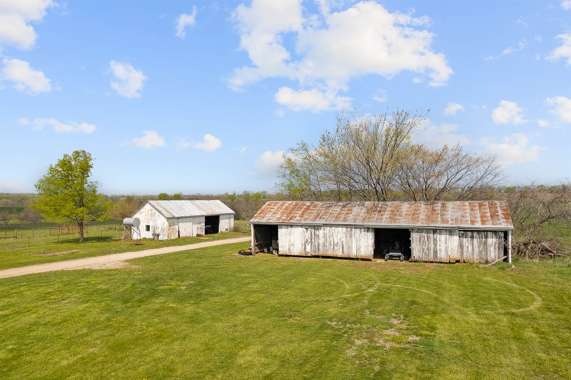 9006 E State Route W, Drexel, MO 64742